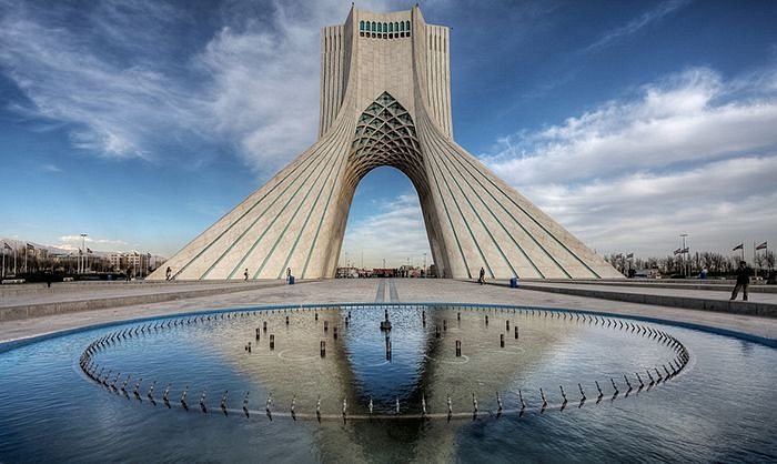 Torre Azadi Teheran